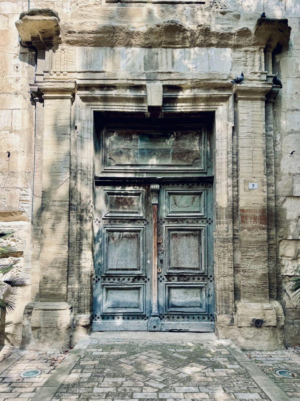 Old seven

#door #portal #fotomontag