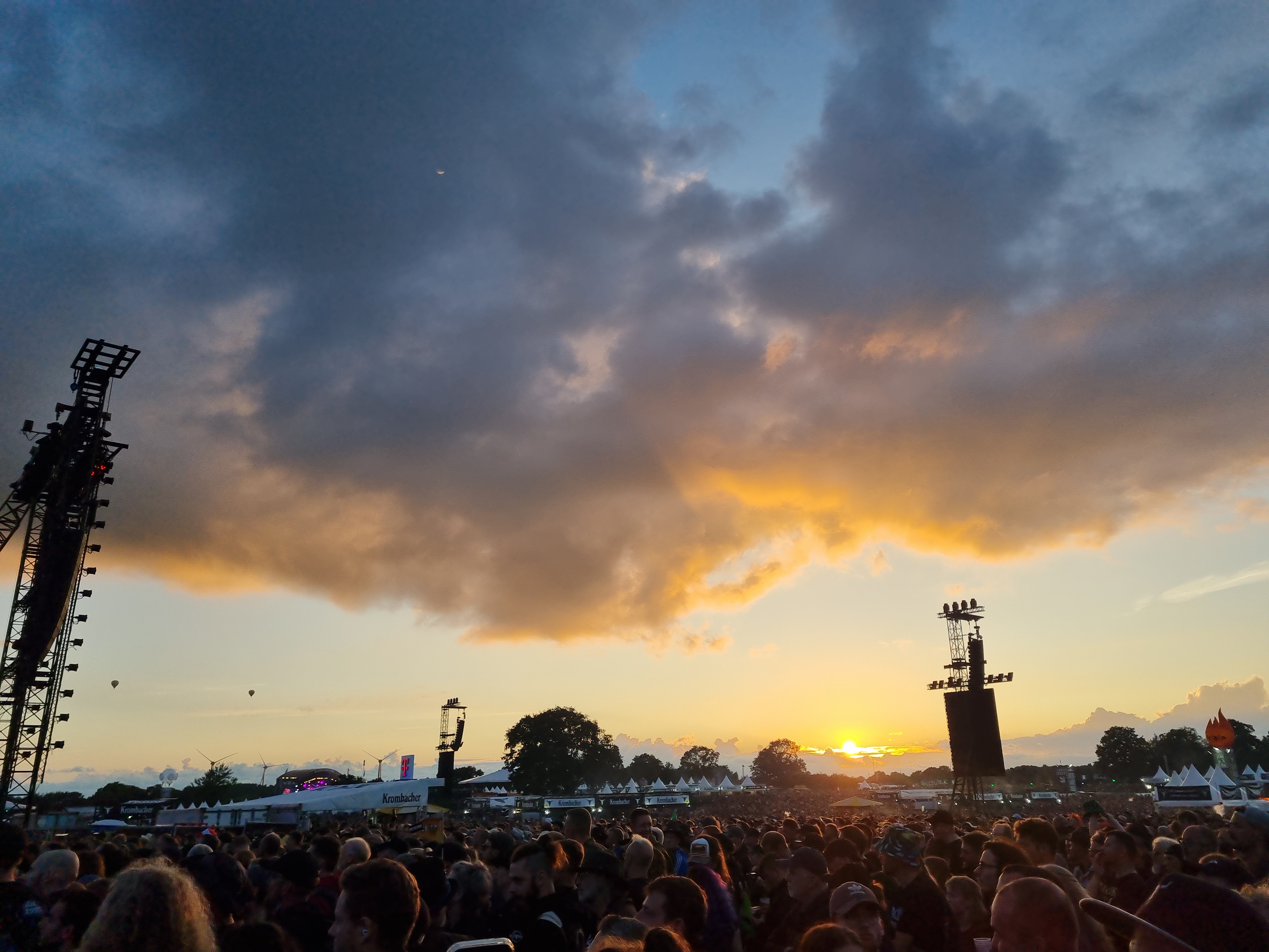Sonnenuntergang über dem Infield